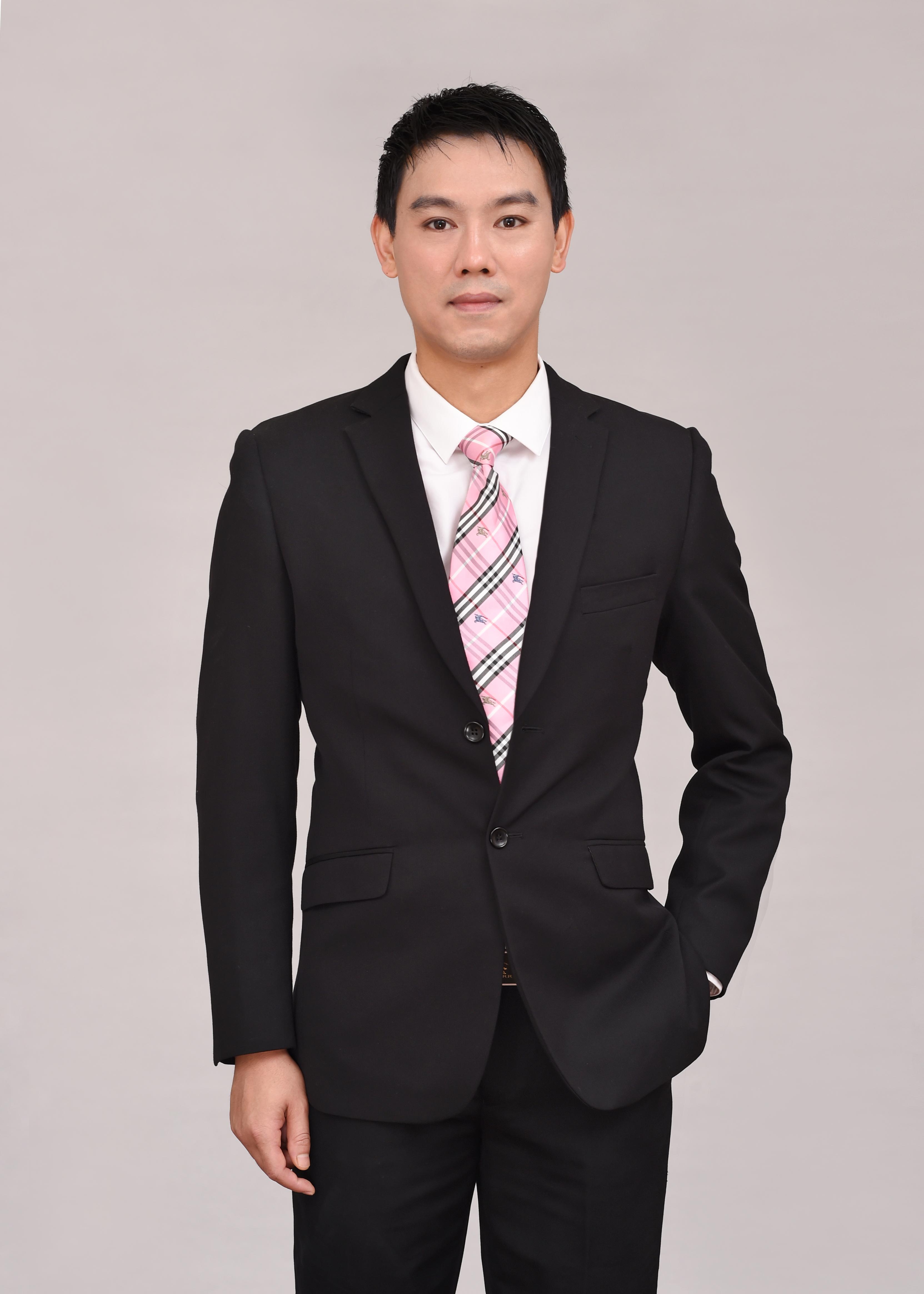 何繁茁 品牌与内容负责人